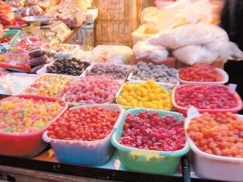 我在網(wǎng)上開(kāi)了店賣(mài)預(yù)包裝散裝食品的,要辦理營(yíng)業(yè)執(zhí)照和食品經(jīng).